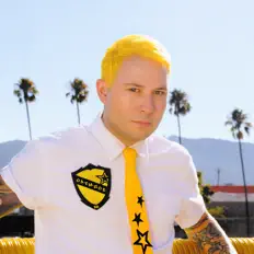 Ακούστε περιεχόμενο από Bentley Robles, παρακολουθήστε μουσικά βίντεο, διαβάστε το βιογραφικό, δείτε ημερομηνίες περιοδείας, και πολλά ακόμη!