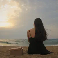 Escucha a undefined, mira videos musicales, lee su biografía, consulta las fechas de las gira y más.