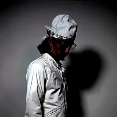 Listen to g3urin, watch music videos, read bio, see tour dates & more!