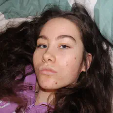 收听 Indini、观看音乐视频、阅读小传、查看巡演日期等 ！