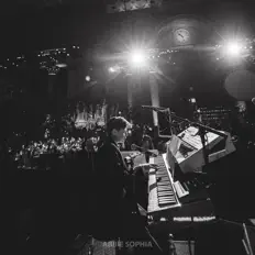 Dengarkan Mordechai Dov Ber, tonton video musik, baca bio, lihat tanggal tur & lainnya!