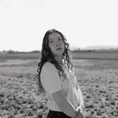 Madison Russellを聴いたり、ミュージックビデオを鑑賞したり、経歴やツアー日程などを確認したりしましょう！