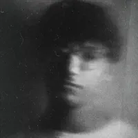 Poslechněte si interpreta undefined, sledujte hudební videa, přečtěte si životopis, podívejte se na data turné a další informace.
