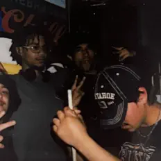 Dengarkan GreyZGrapes, tonton video musik, baca bio, lihat tanggal tur & lainnya!