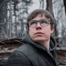 Posłuchaj wykonawcy Eric Stroud, obejrzyj teledyski, przeczytaj biografię, zobacz daty tras koncertowych i nie tylko!