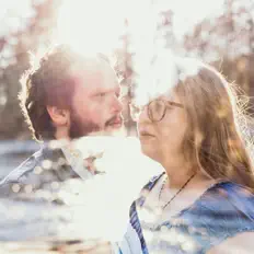 Ακούστε περιεχόμενο από Blue Twisted Steel, παρακολουθήστε μουσικά βίντεο, διαβάστε το βιογραφικό, δείτε ημερομηνίες περιοδείας, και πολλά ακόμη!