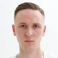 Poslechněte si interpreta undefined, sledujte hudební videa, přečtěte si životopis, podívejte se na data turné a další informace.