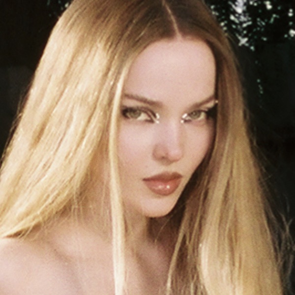 Dove Cameron's avatar