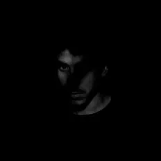 收听 INVADER BREEZY、观看音乐视频、阅读小传、查看巡演日期等 ！