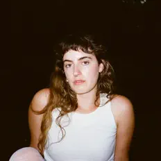 Cece Coakleyを聴いたり、ミュージックビデオを鑑賞したり、経歴やツアー日程などを確認したりしましょう！