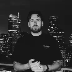 Posłuchaj wykonawcy Mario Grebelski, obejrzyj teledyski, przeczytaj biografię, zobacz daty tras koncertowych i nie tylko!