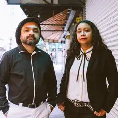 Listen to Viento Callejero, watch music videos, read bio, see tour dates & more!