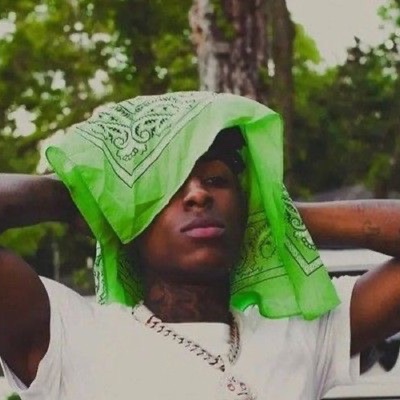 Listen to Kentrellgrave, watch music videos, read bio, see tour dates & more!
