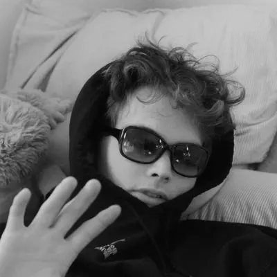 Listen to Junah, watch music videos, read bio, see tour dates & more!