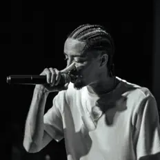 Ouça Oliver Joseph, assista a videoclipes, leia a biografia, veja as datas das turnês e mais!