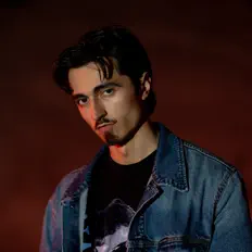 Marcus Salvator을(를) 듣고, 뮤직 비디오를 보고, 약력을 읽고, 투어 일정 등을 확인하세요!