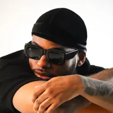 Hör dir Lynokm1 an, schau dir Musikvideos an, lies die Biografie, finde Tourdaten und mehr!