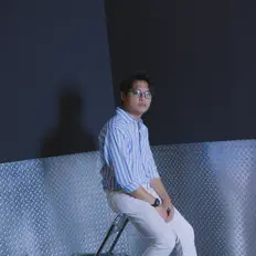 聆聽 FEBRI NOVIARDI、觀看音樂影片、閱讀小傳、查看巡演日期等！