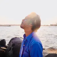 收听 undefined、观看音乐视频、阅读小传、查看巡演日期等 ！