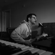 Ascolta Smith Beats, guarda video musicali, leggi la biografia, vedi le date del tour & altro!