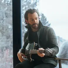 Listen to Ryan Kinder, watch music videos, read bio, see tour dates & more!