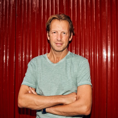 Listen to Floris van Oranje, watch music videos, read bio, see tour dates & more!