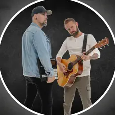 收听 Entre-Deux、观看音乐视频、阅读小传、查看巡演日期等 ！