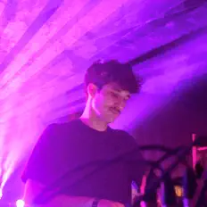 Listen to Bandēs, watch music videos, read bio, see tour dates & more!