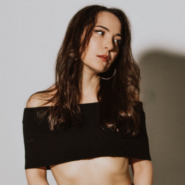 Lina Nikol's avatar