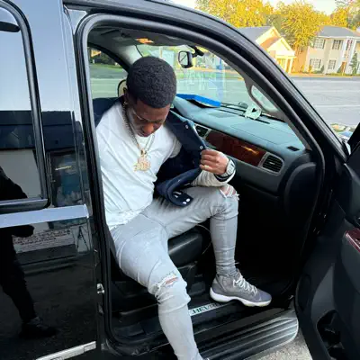 Listen to Jay Dondada, watch music videos, read bio, see tour dates & more!