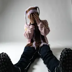 Dengarkan BILLI BOY, tonton video musik, baca bio, lihat tanggal tur & lainnya!
