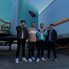 Ouve Modern Ties, vê vídeos de música, lê a biografia, vê as datas da digressão e muito mais!