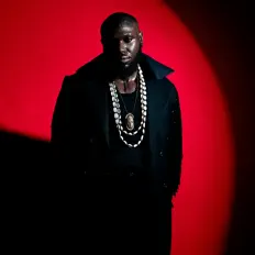 收听 4OR、观看音乐视频、阅读小传、查看巡演日期等 ！