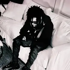 Hör dir Avery Cyere an, schau dir Musikvideos an, lies die Biografie, finde Tourdaten und mehr!