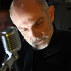 收听 Matt Guntrip、观看音乐视频、阅读小传、查看巡演日期等 ！