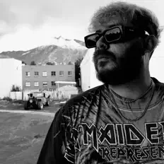 Listen to Darias, watch music videos, read bio, see tour dates & more!