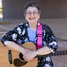 Ascolta Paula C Snyder, guarda video musicali, leggi la biografia, vedi le date del tour & altro!