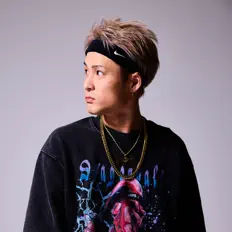 KING SONICを聴いたり、ミュージックビデオを鑑賞したり、経歴やツアー日程などを確認したりしましょう！