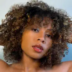 guccimeiを聴いたり、ミュージックビデオを鑑賞したり、経歴やツアー日程などを確認したりしましょう！