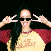 undefined: песни, клипы, биография, даты выступлений и многое другое.