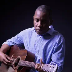 Dengarkan Eugene Nyathi, tonton video musik, baca bio, lihat tanggal tur & lainnya!