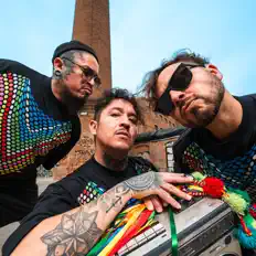 Listen to Hentrenamientoh, watch music videos, read bio, see tour dates & more!
