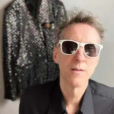 Listen to Jim Bob, watch music videos, read bio, see tour dates & more!