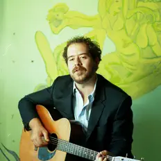 Ascolta Charlie Overman, guarda video musicali, leggi la biografia, vedi le date del tour & altro!