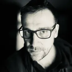 Escucha a Xmark, mira videos musicales, lee su biografía, consulta las fechas de las gira y más.