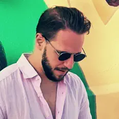 Dengarkan TRIP RGAZZI, tonton video musik, baca bio, lihat tanggal tur & lainnya!