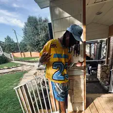 Universe NASA सुनें, म्यूज़िक वीडियो देखें, बायो पढ़ें, दौरे की तारीखें और बहुत कुछ देखें!