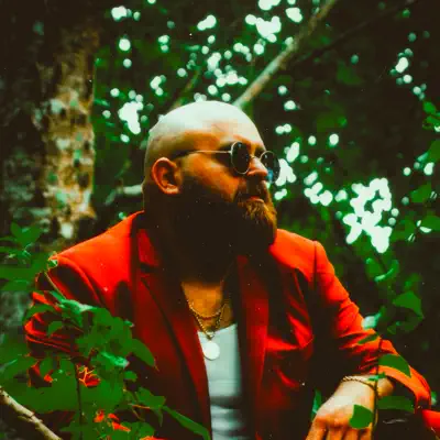 Listen to Wilfredo, watch music videos, read bio, see tour dates & more!