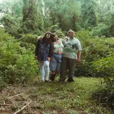 Later Bloom सुनें, म्यूज़िक वीडियो देखें, बायो पढ़ें, दौरे की तारीखें और बहुत कुछ देखें!