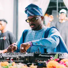 Ouça Tobi Peter, assista a videoclipes, leia a biografia, veja as datas das turnês e mais!
